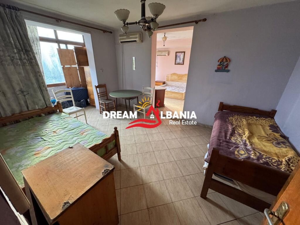 Vendesi in vendita 2 Appartamenti (1+1 e 2+1) al Incrocio del 21 Dicembre (ID 4139190)