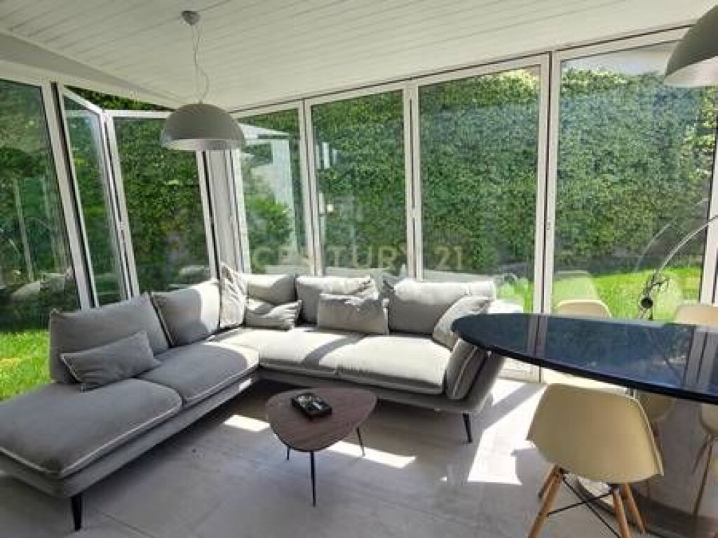 Luxury Villa for Sale in Long Hill Residence – PREMIUM Investment &amp; READY for Living