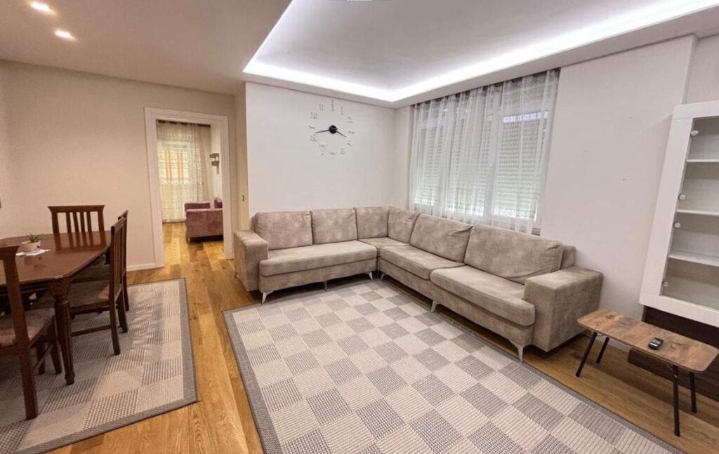 Qera, Apartament 3+1 , Rruga Dervish Hekali, Tiranë – 850€ | 100 m²