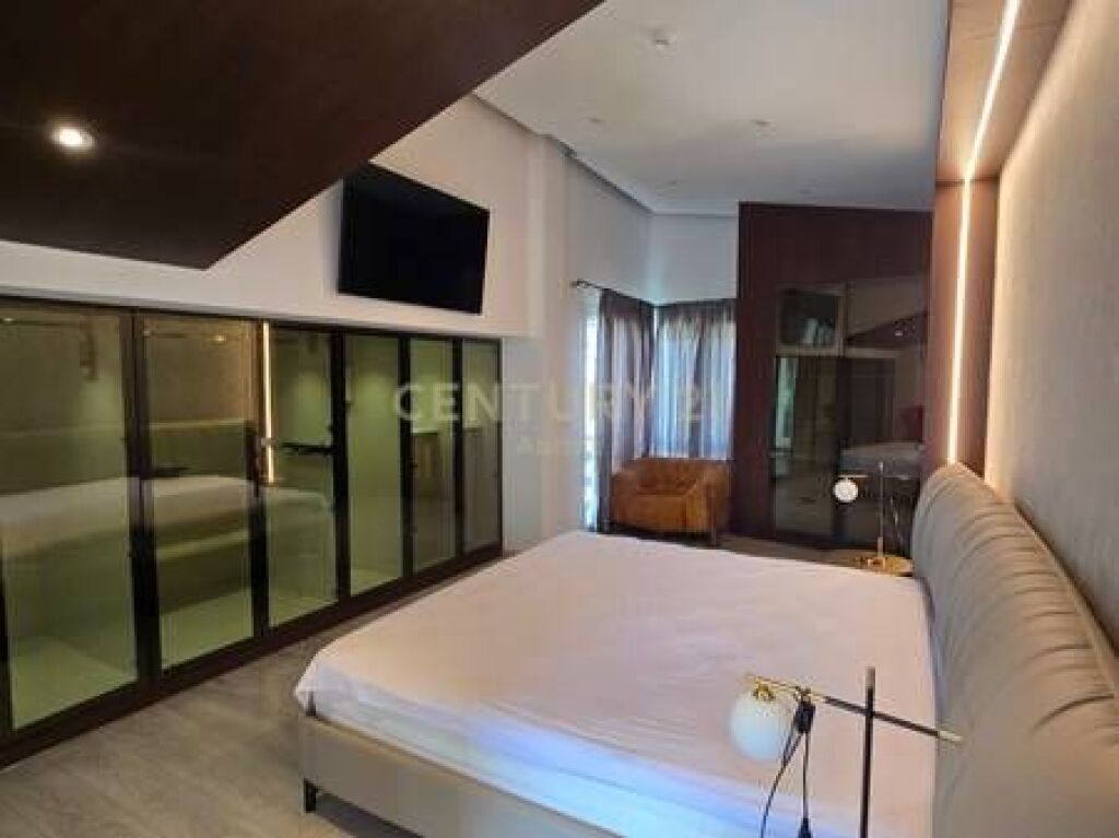Luxury Villa for Sale in Long Hill Residence – PREMIUM Investment &amp; READY for Living