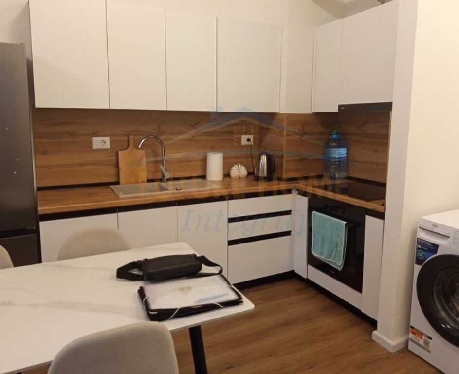Rent, Apartment 1+1, Kadiu Residence, Tirana.