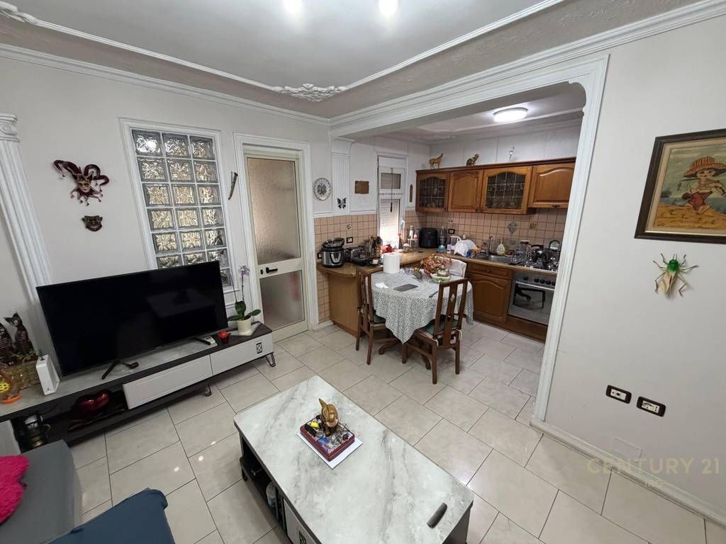 Appartamento 2+1 in vendita vicino alla Scuola di Balletto! 160,000 €