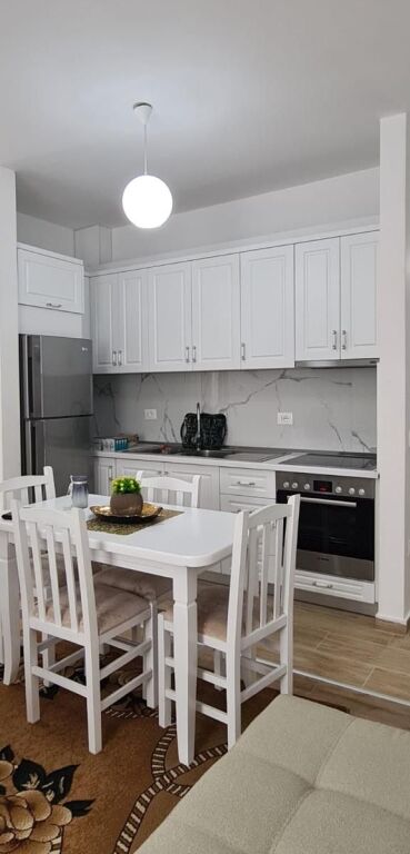 Apartament 2+1 per qera Fiori Di Bosco !