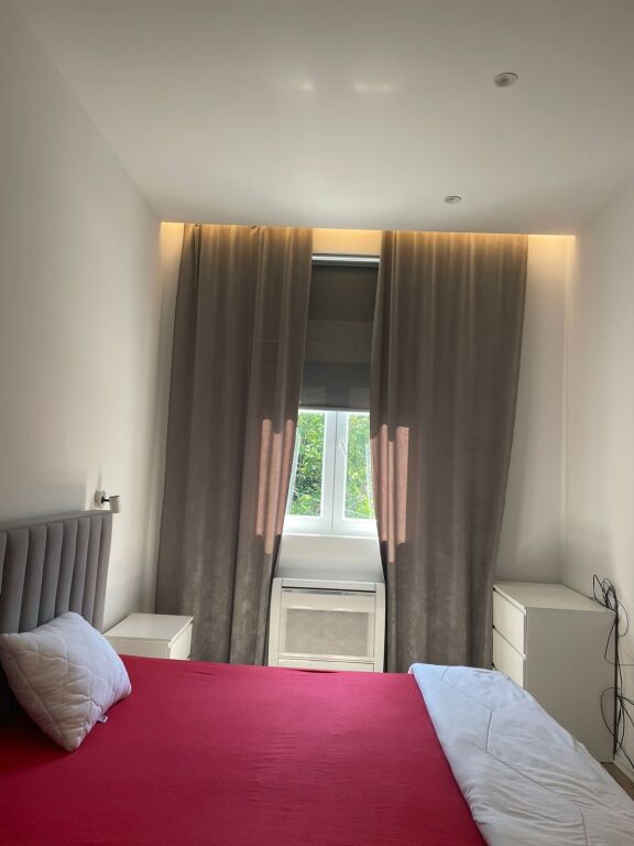 🏢Rruga e Durresit,pas Hotel Colosseo jepet me qera apartament 2+1,i mobiluar.800Euro
