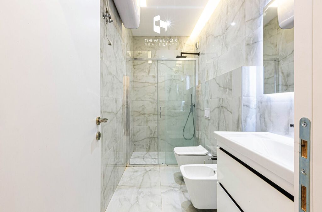 🟢 Shitet: Ultra 2+1+2wc &amp;Ballk. (📍Kompl. ARLIS - FARMACIA 10 ) Sip. 115m² Totalisht e Investuar, Kati 5 , Çmimi 265,000€ ✨️ + GARAZHD 27,000€
