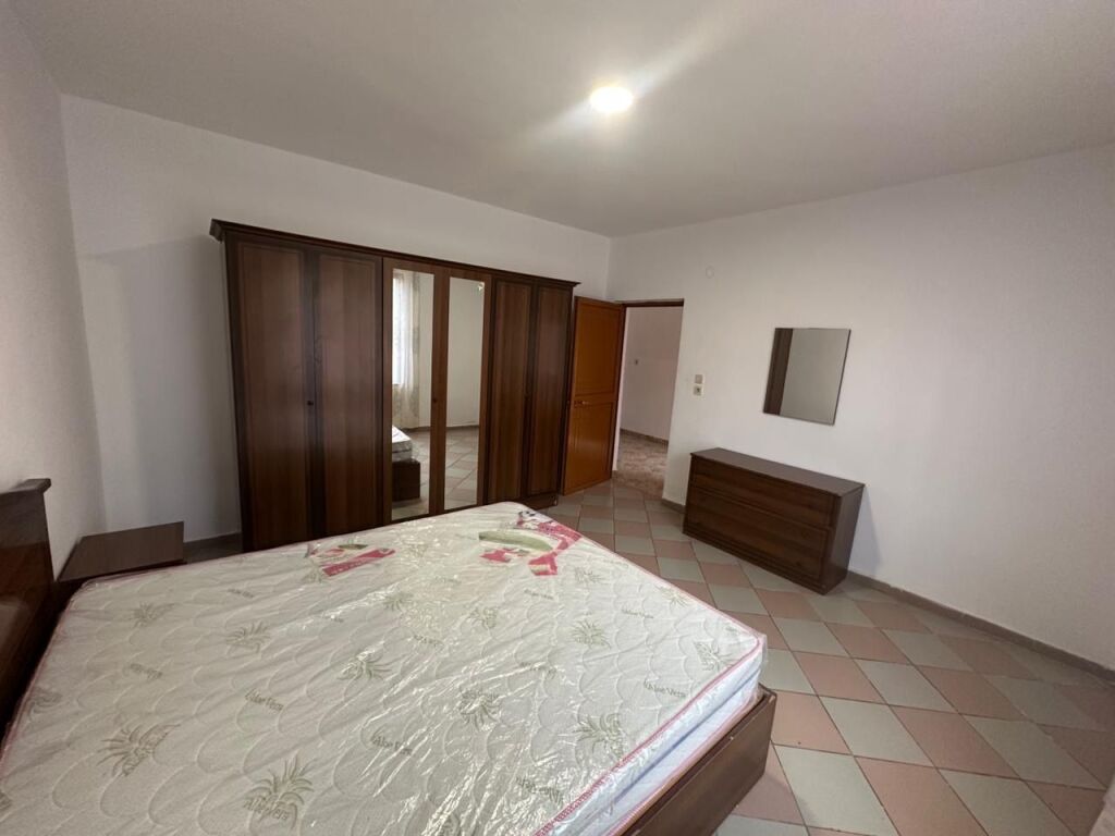 Apartment 1+1 for rent in a private house, at Fabrika e Mjellit, First floor  The apartment is suitable for a couple or single persons, in a quiet area with good access.  💰 Price: 40,000 lek/month.  For more information contact privately.