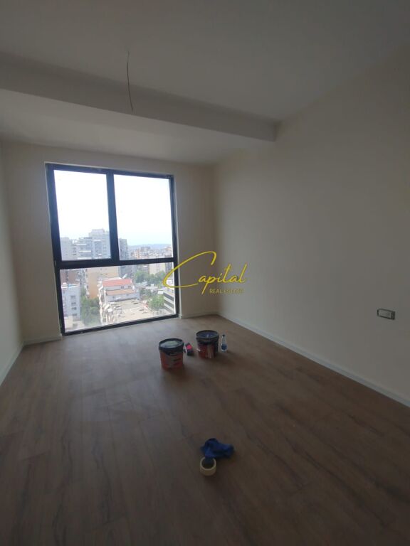 OFFICE FOR RENT 75 M2 GOLDEN TOWER RESIDENCE 60,000 LEKE