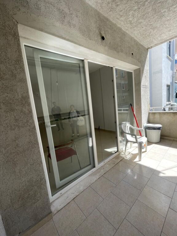 🏡 APARTAMENT ME QERA 1+1+Ballkon JEPET PER BIZNES