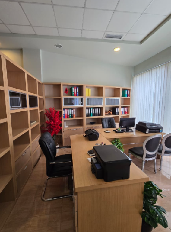 COMMERCIAL SPACE FOR RENT – Ambasador 2
