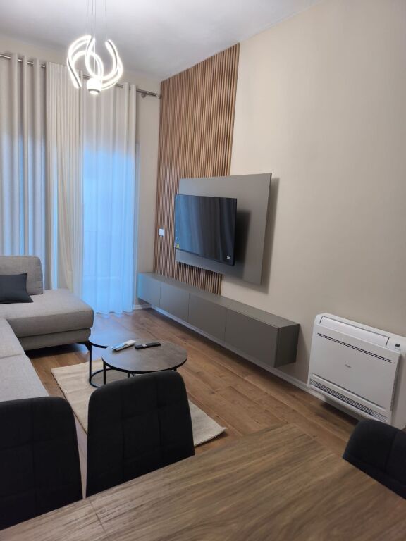 Qera | Apartament 1 + 1 | Rruga Dritan Hoxha | 600 €/muaj