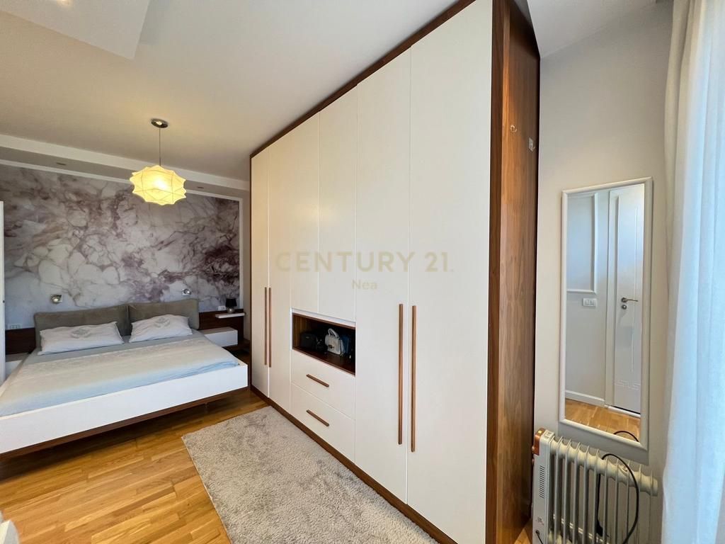 Vendiamo appartamento investito 2+1 con veranda ad Astir !! 210.000 €