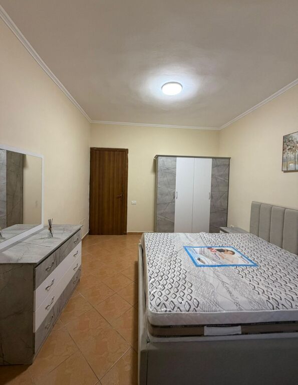 Apartament 1+1 me qira – Medreseja !