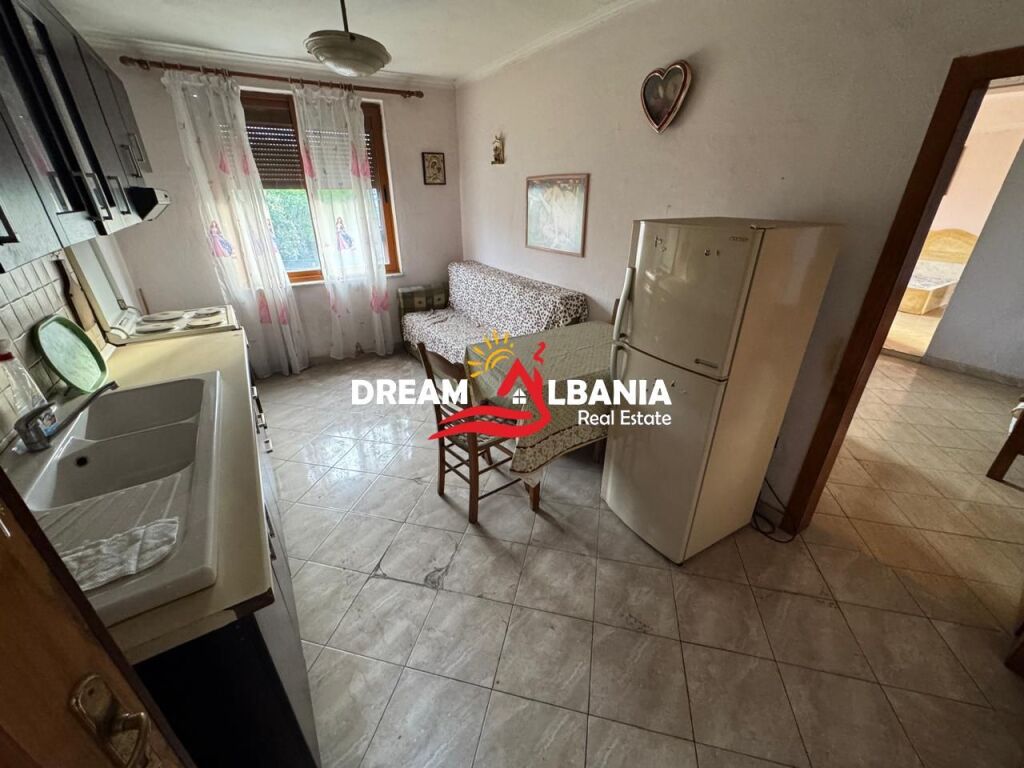 Vendesi in vendita 2 Appartamenti (1+1 e 2+1) al Incrocio del 21 Dicembre (ID 4139190)