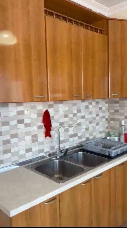 Apartament me qera 1+1 5 Maji