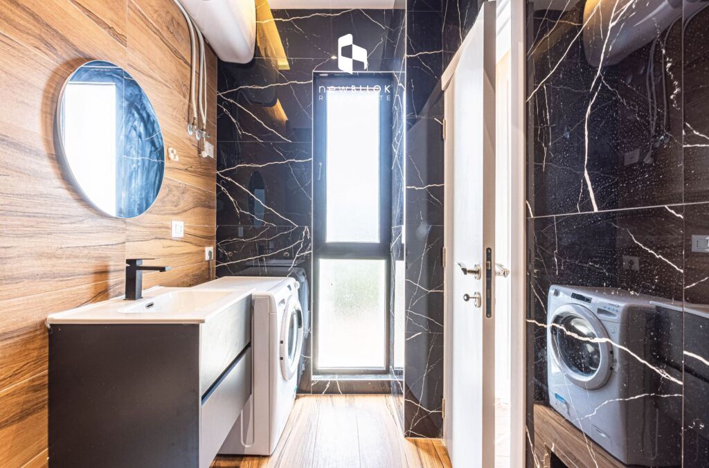 🟢 Shitet: Ultra 2+1+2wc &amp;Ballk. (📍Kompl. ARLIS - FARMACIA 10 ) Sip. 115m² Totalisht e Investuar, Kati 5 , Çmimi 265,000€ ✨️ + GARAZHD 27,000€