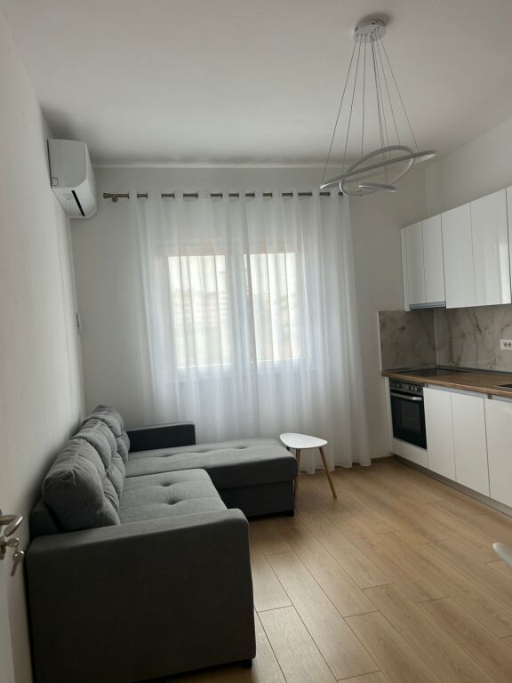 Qera | Shtëpi private 1 + 1 | Ali Demi | 450 €/muaj