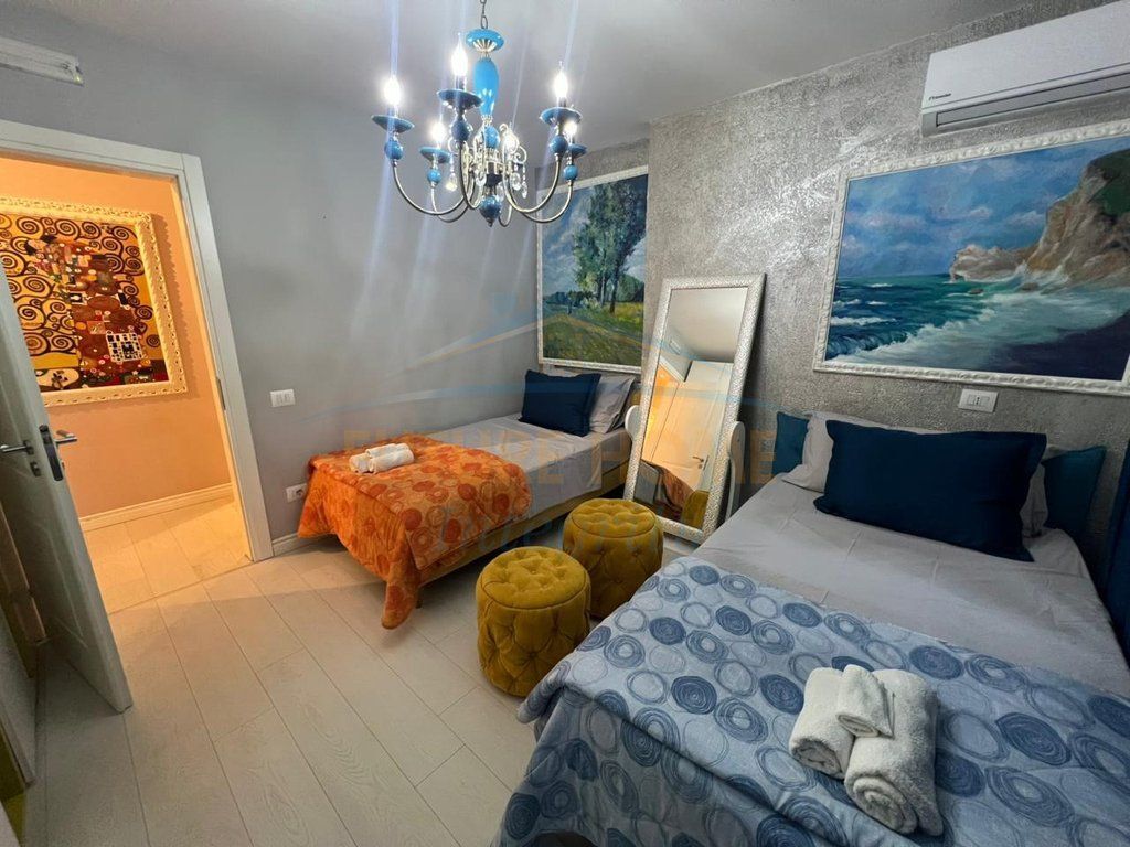 Qera, Apartament 2+1+2, Kopshti Zoologjik, Tiranë.