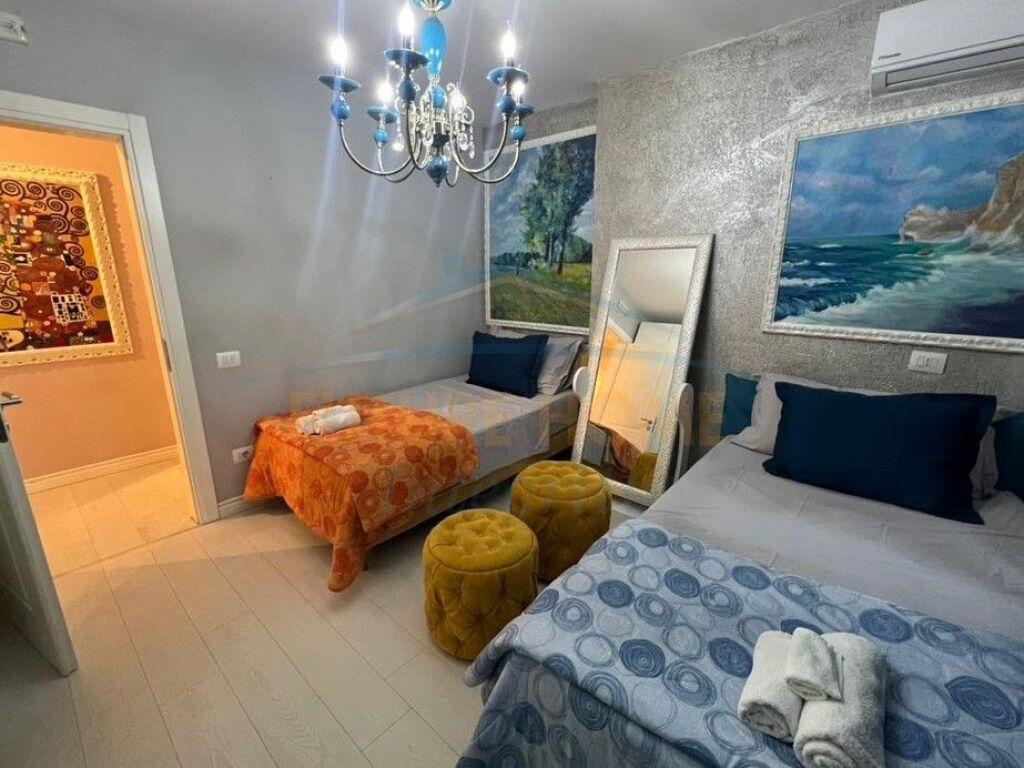 Qera, Apartament 2+1+2, Kopshti Zoologjik, Tiranë.