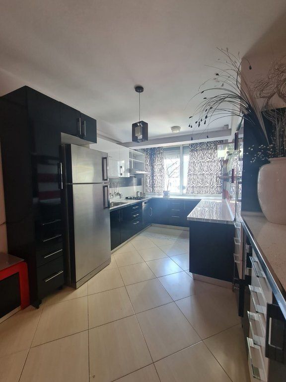 Qera, Apartament 2+1+2, Rruga Ndre Mjeda, Tiranë