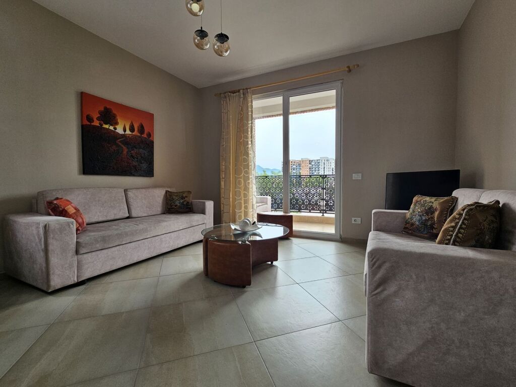 Apartament 2+1+2 me qira