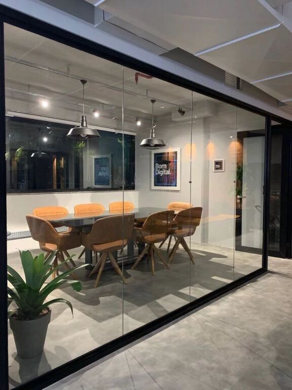 OFFICE FOR RENT 130M3 PARIS MUNICIPALITY