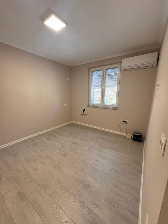 OFFICE FOR RENT 70M2 21 DECEMBER 800 EURO  FH-72663