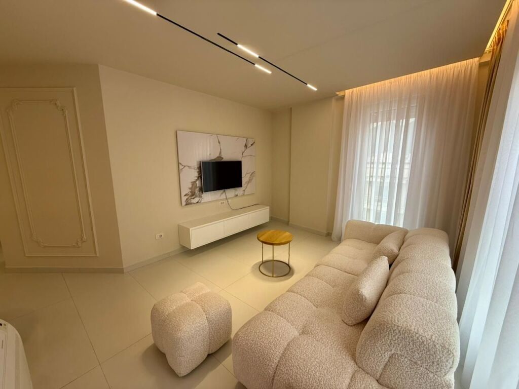 📣 QERA SUPER Apartament 1+1 📍 Prane Universitetit Beder 🛣️ Rruga "Jordan Misja" ✨ 💶 Cmimi 65.000 Leke Ne Muaj