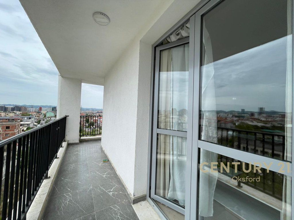 APARTAMENT PËR QIRA 2+1 TE 5 MAJI 500 € /Muaj Sip. Totale  107m2