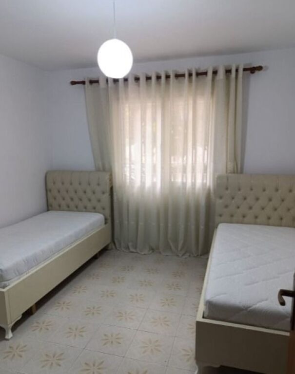 Rent | Apartament 2 + 1 | Kombinat | 500 €/month