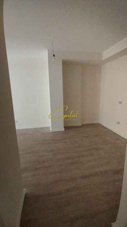 OFFICE FOR RENT 75 M2 GOLDEN TOWER RESIDENCE 60,000 LEKE