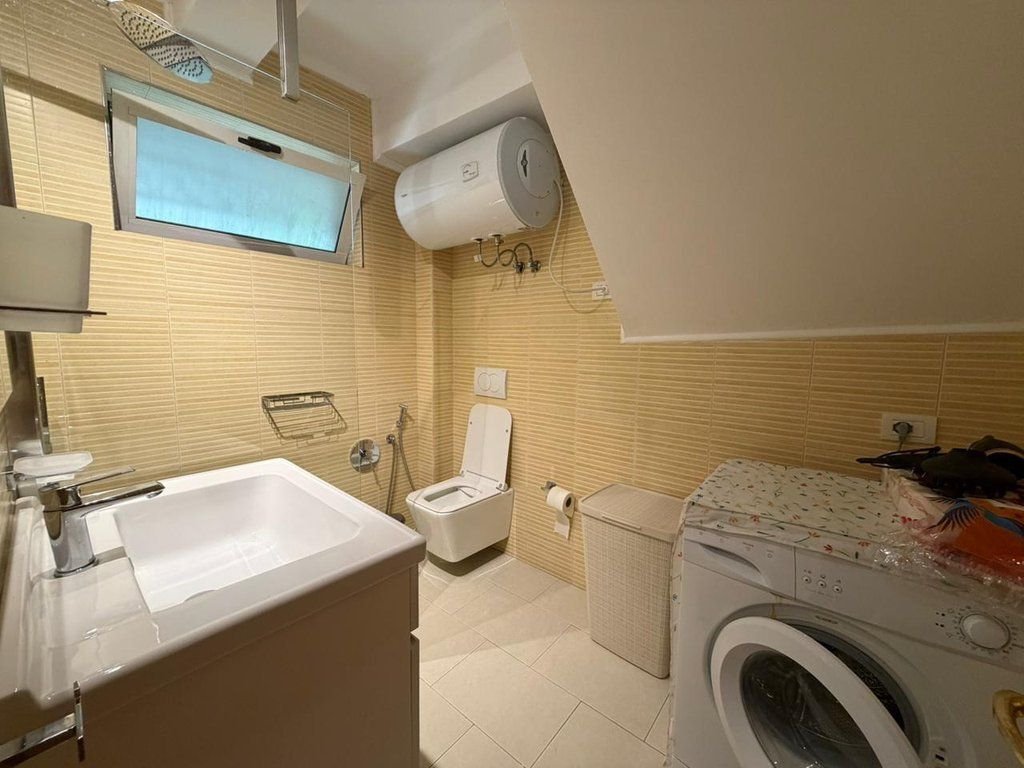 Qera, Apartament 1+1, 21Dhjetori, Tiranë.