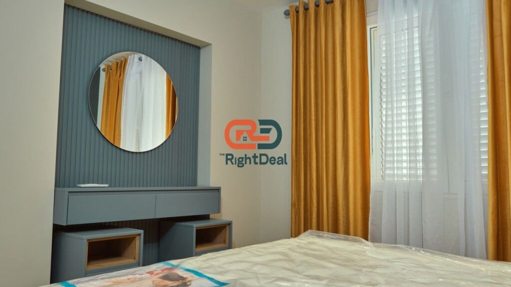 Ne Bllok, Jepet Me Qira Apartament 1+1, Totalisht I Investuar!!