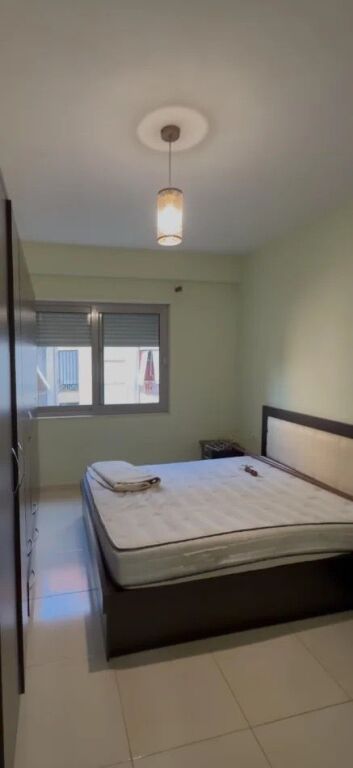 Apartament 1+1 me qira , Komuna e Parisit
