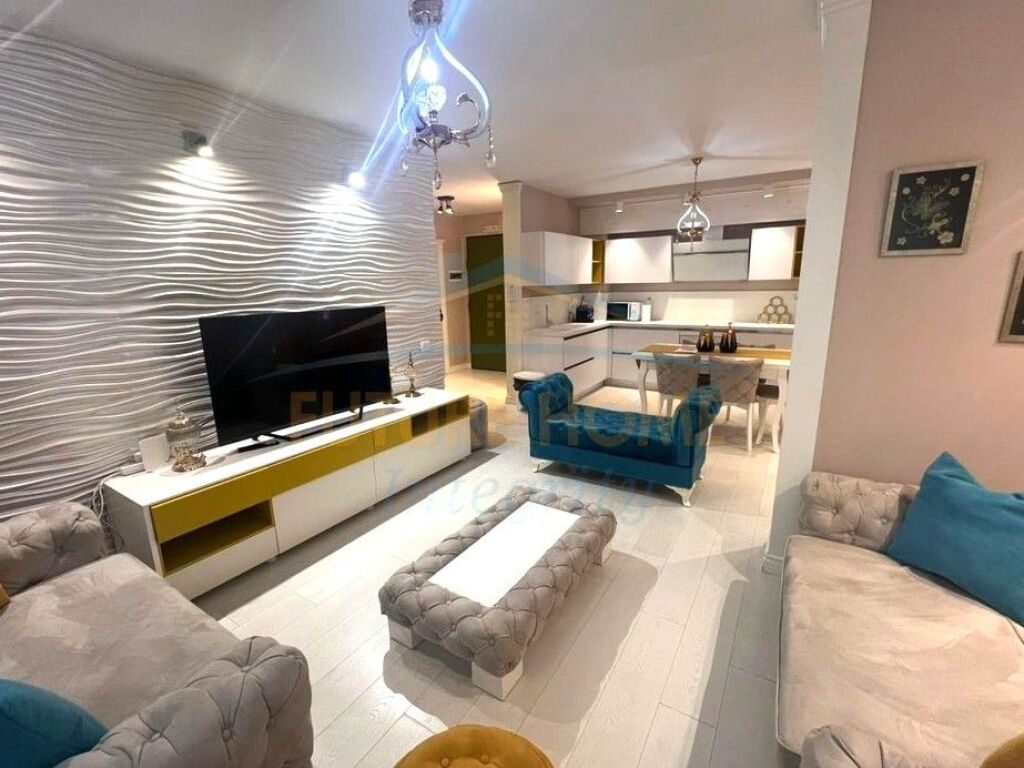 Qera, Apartament 2+1+2, Kopshti Zoologjik, Tiranë.