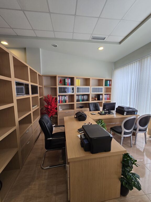 Office space for rent Ambasador 2