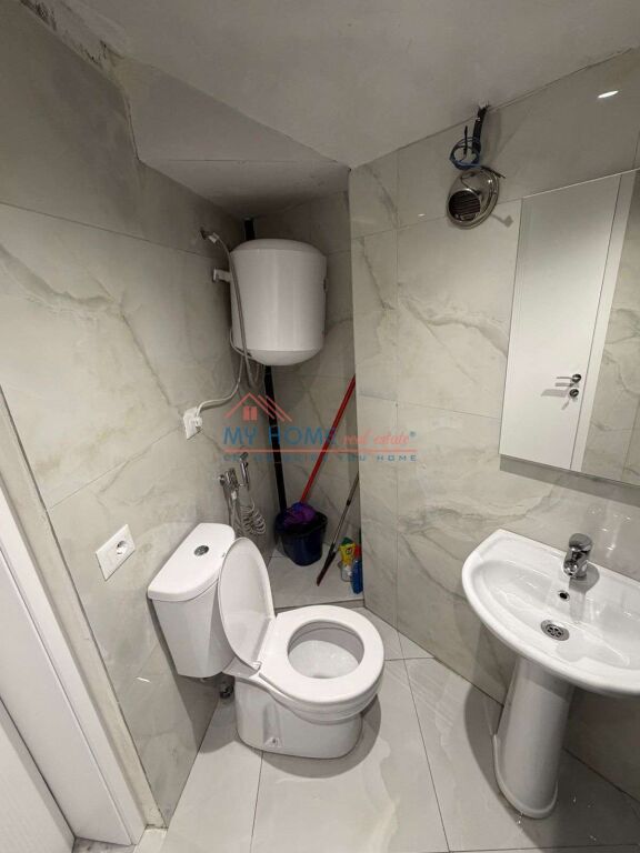 Apartament 1+1 me Qira tek Brryli Tirane