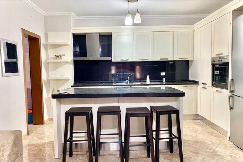 Appartamento - In Vendita - Complesso Colombo, Tirana(ID: 530261057-384)