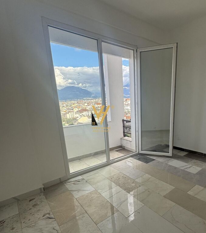 IN VENDITA APPARTAMENTO 2+1+2+2BLK AL TERMINAL NORD–SUD 12.800.000 EURO