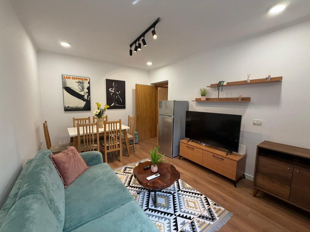 Qera, Apartament 1+1, 21Dhjetori, Tiranë.