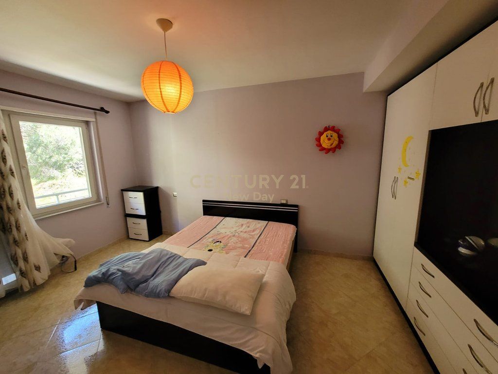 Appartamento 2+1 con vista mare in vendita a Currila 330.000€ | 110 m²