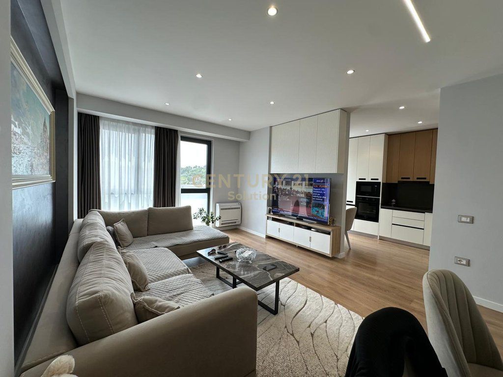 APPARTAMENTO 2+1+2 IN VENDITA A ASTIR! 205.000 €