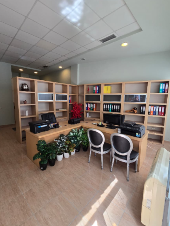 COMMERCIAL SPACE FOR RENT – Ambasador 2