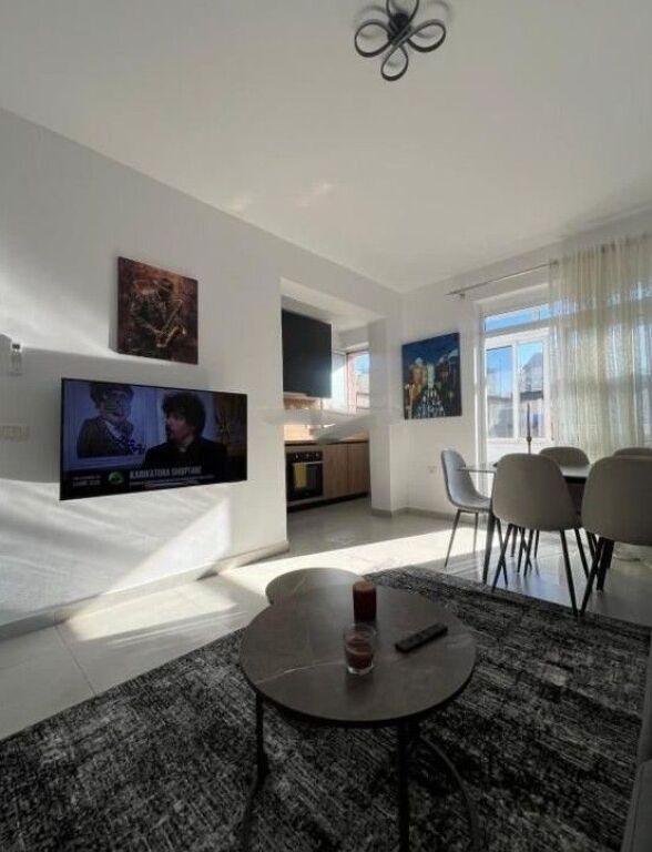 APPARTAMENTO 2+1 IN VENDITA DI FRONTE ALLA SCUOLA HARRZ PREZZO COMPLETO 170.000 €