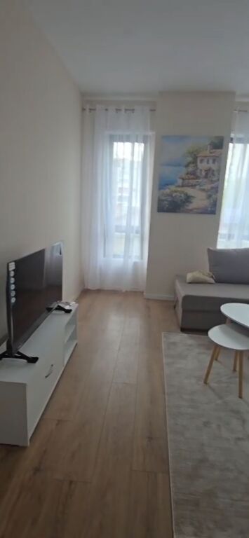 Qera | Apartament 2 + 1 | Rruga 5 Maji | 550 €/muaj