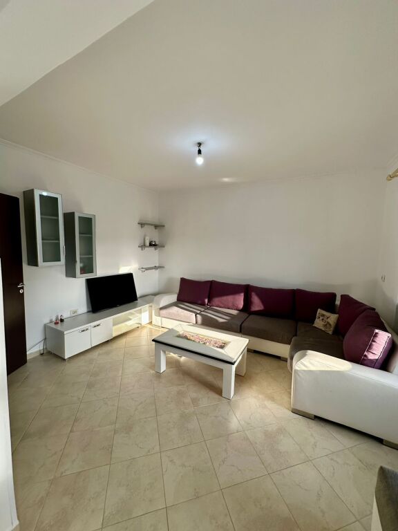 APARTAMENT PER QERA