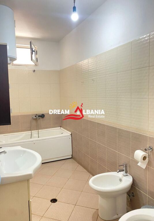 Appartamento 2+1+Veranda 62 m2 in vendita Astir, vicino a Ozone Electronic Tirana (ID 41212222)