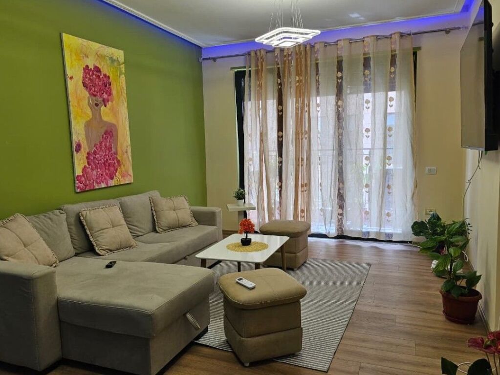 📌 Jepet me qira apartament 2+1+2 te Liqeni i Thatë – pranë Radisson