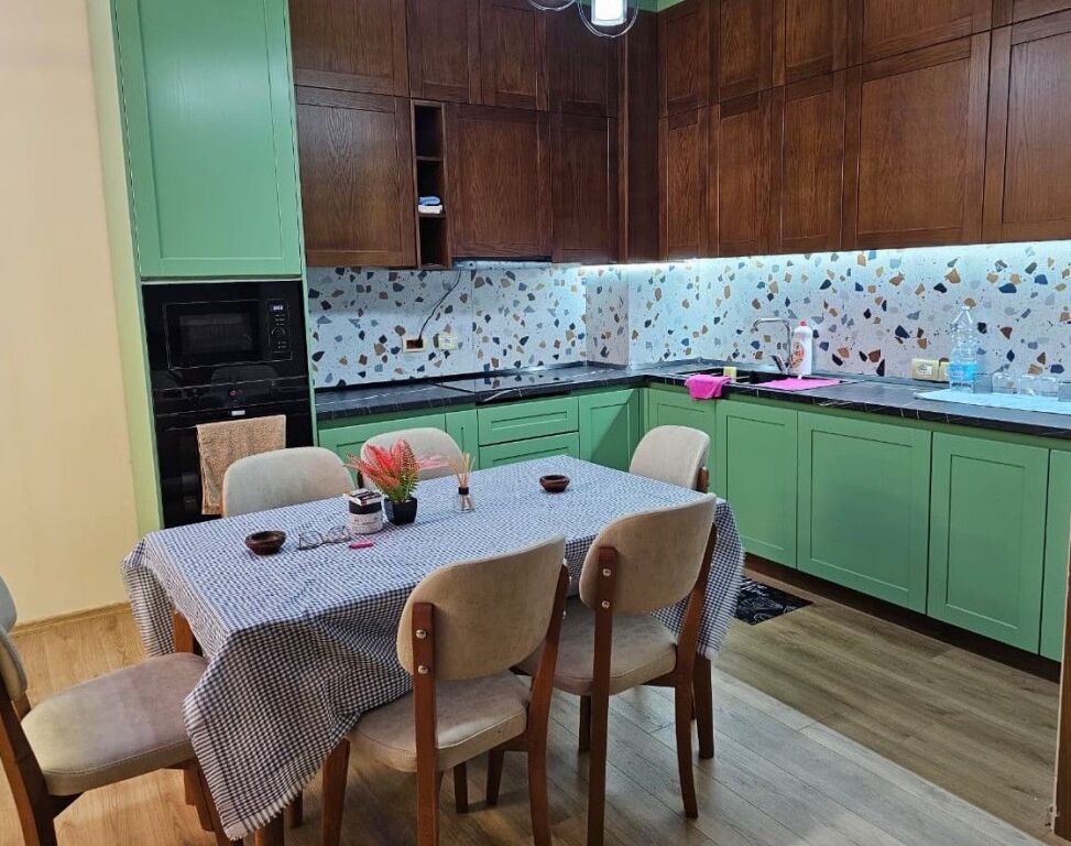 📌 Jepet me qira apartament 2+1+2 te Liqeni i Thatë – pranë Radisson