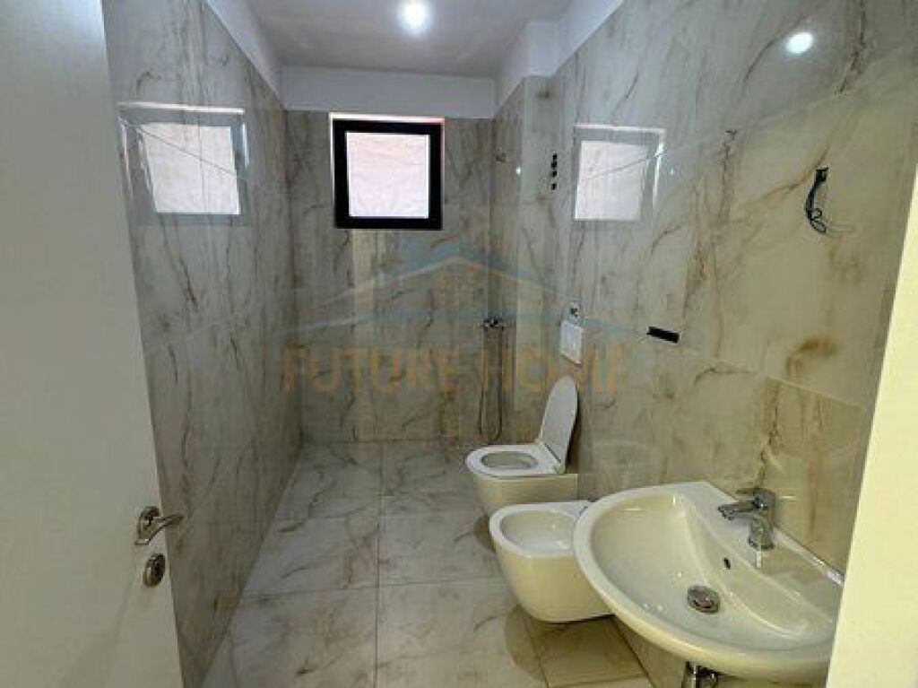 In vendita, Appartamento 2+1+2+Deposito, Residenza Future Home, Nuovo Anello, Tirana