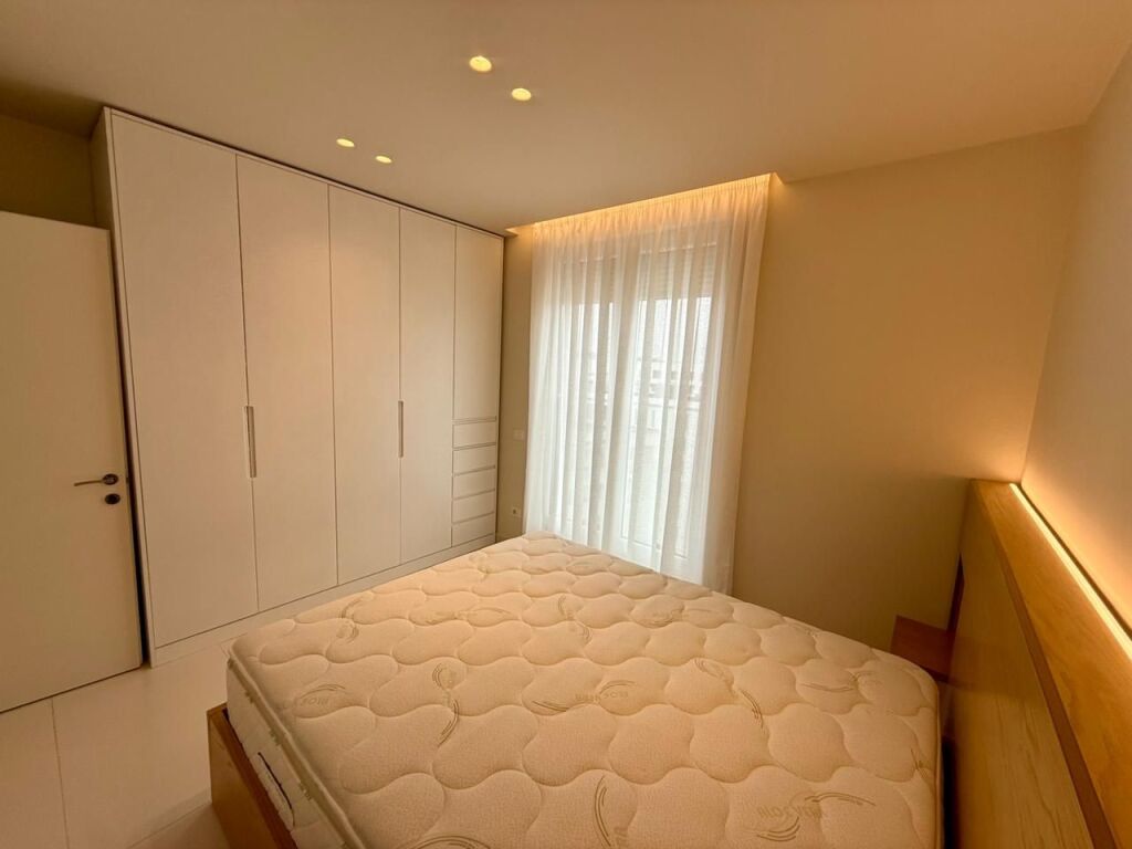 📣 QERA SUPER Apartament 2+1 📍 Prane Universitetit Beder 🛣️ Rruga "Jordan Misja" ✨ 💶 Cmimi 75.000 Leke Ne Muaj